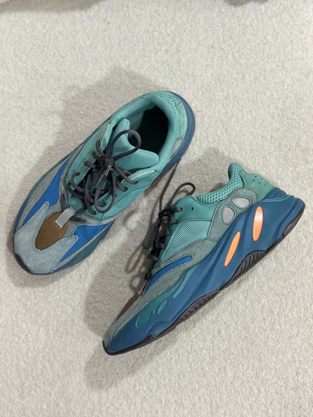 Adidas Yeezy Boost 700 Faded Azure GZ2002